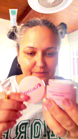 Un minuto un cosmético, para potenciar el skincare, que tú eliges que pasó necesitas en una mañana con prisas. Hoy toca la hidratante #lolamkup #skincare #skinroutine #nomastrends #CapCut 