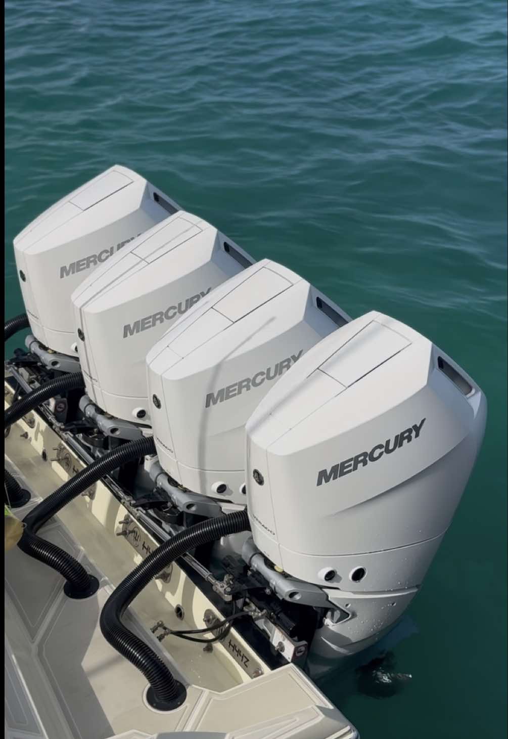 🥵😍.                                                       #hcraftpowerboats #mercurymarine #lonumaldives #mercurypower 