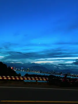 “ …Hít 1 chút gió biển sau 1 ngày bận rộn….”##canhdepchill #hoanghon #xh #viral 
