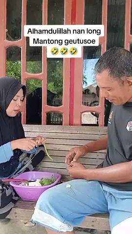 hinoe keuh kamoe Saleng curhat bak lueh gule😁🤣 #trandingvideo #viralfyp  #hiburan #bismillahfyp 