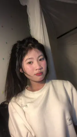 Lên tut tóc đuôi ngựa cho mấy nàng . Lười edit lắm coi tạm đi nha#xhhhhhhhhhhhhhhhhhhhhhhh #viral #tutorialtoc#thanhxuanvuontruong #hocsinhcap3 