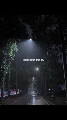 nyatanya, manusia hanya perlu terbiasa. terbiasa bertemu, terbiasa berbicara, terbiasa tertawa bersama, termasuk juga terbiasa lupa, serta terbiasa tidak dengannya.