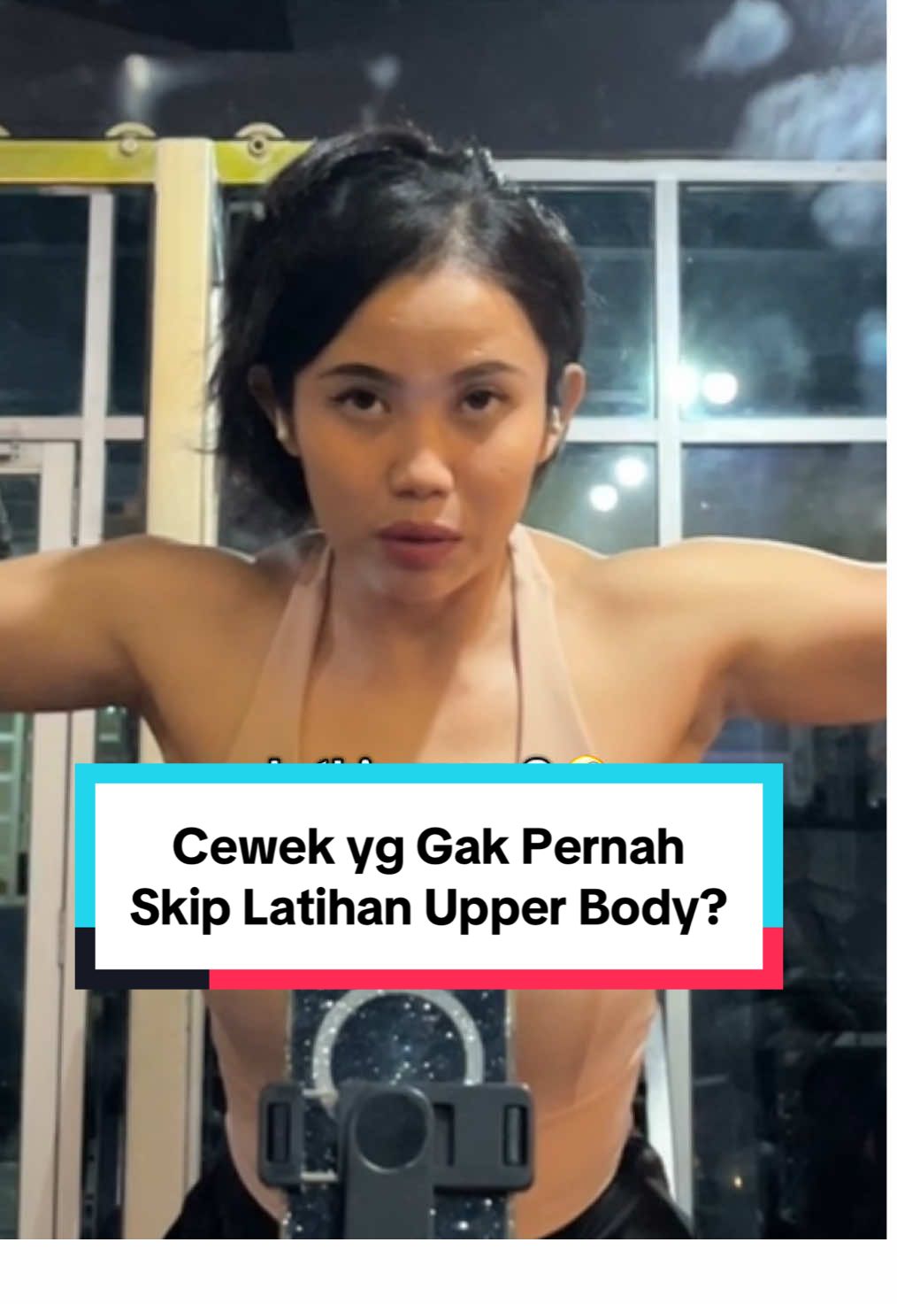 Kalo ada yg blg “Ih ngeri nanti berotot,” iya ini aja biar cepet 🤣🤪 #gymgirl #gymhack #GymLife #gymmotivation #gymhumor 
