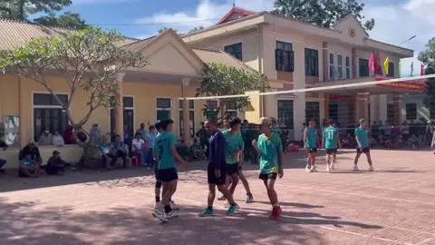 mùa giải cuối cùng với mấy anh 12 ngừng lại tại đây giải🥉 đc rồi hêh cố gắng hết sức goiii🏐💪🏻🥰✅ #xuhuongtiktok 