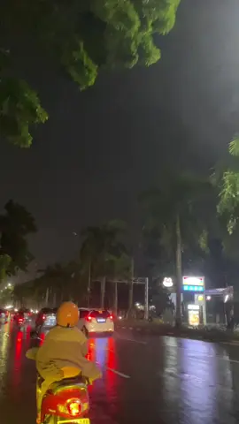 pekanbaru after hujan? seng tresno bakal kalah karo seng konco #pekanbaru