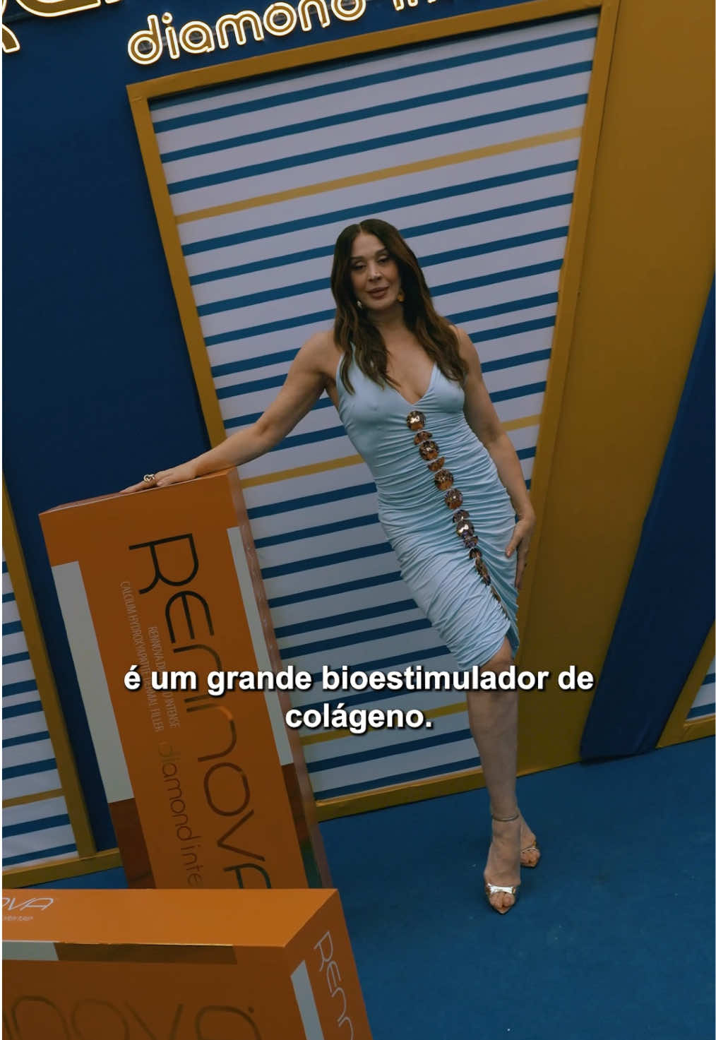 Que alegria viver esse momento! Fui anunciada como a nova embaixadora da Rennova no Summer Summit, um evento cheio de tendências e novidades incríveis — como o lançamento de Rennova Tech e Rennova Care.  Tô muito feliz com essa parceria e ansiosa pra dividir tudo desse universo com vocês. Viva a beleza do verão, viva a Rennova! 💛 #Rennova #RennovaSummer2025 #EmbaixadoraRennova 
