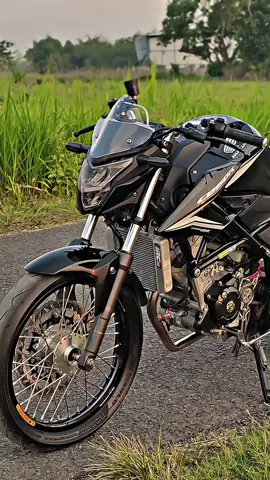 adem🍃 #creatorsearchinsights #galericbr150indonesia #cb150rmodifikasi #cb150rstreetfire #fypage 