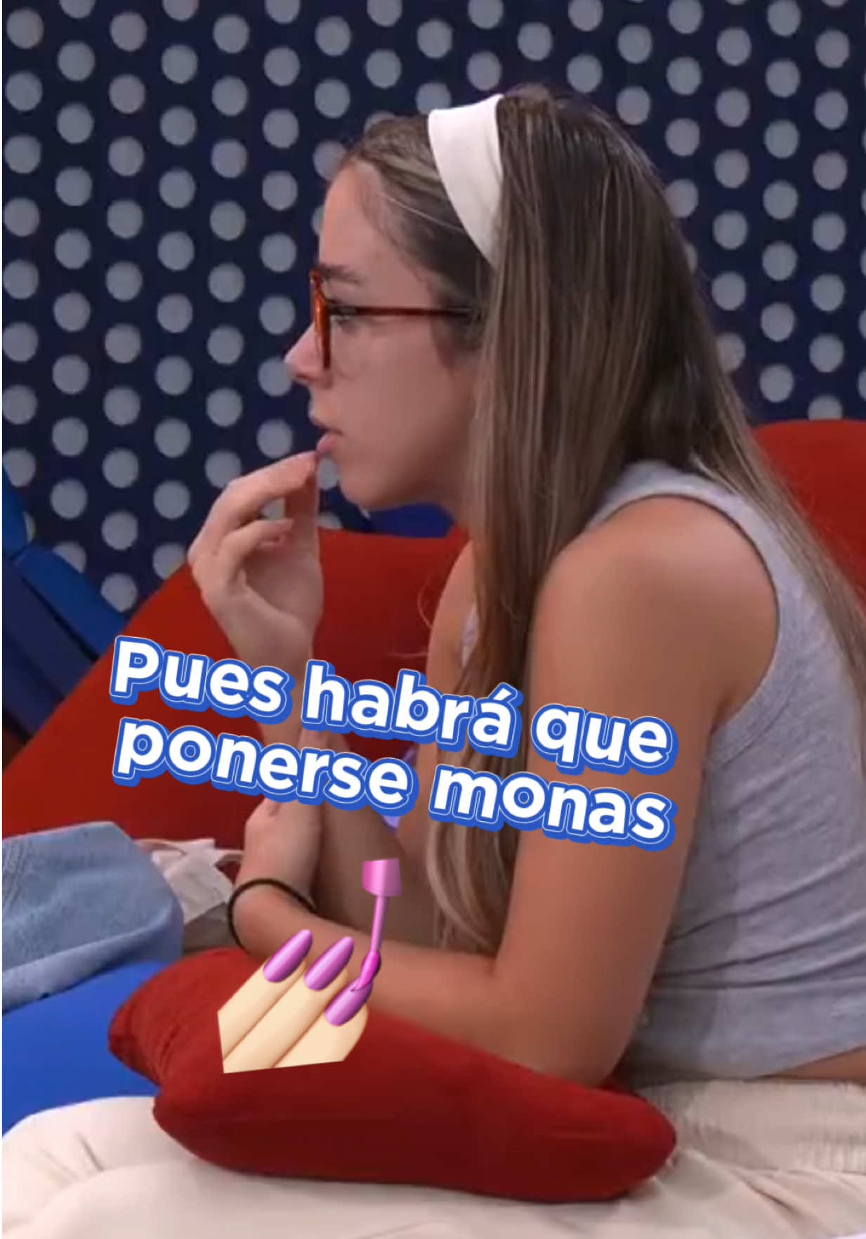 Hoy toca EL CHAT en #ConexiónOT3O 😏 ¿Algún artista habrá mandado un saludo a los chicos de #OT2025 ? 🤔 A las 20 h, en @PrimeVideoES 💙✨