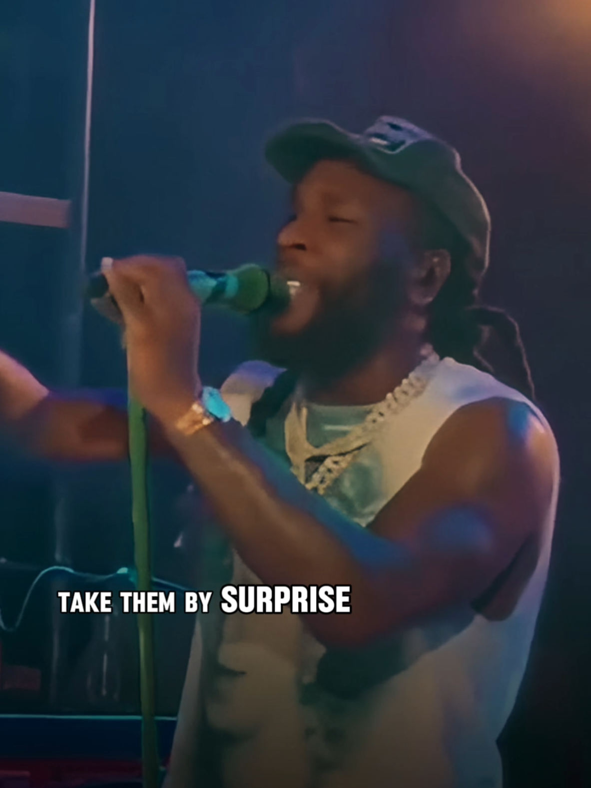 Burna Boy-Empty Chair (Live) #burnaboy #afrobeats #emptychairs #trending 