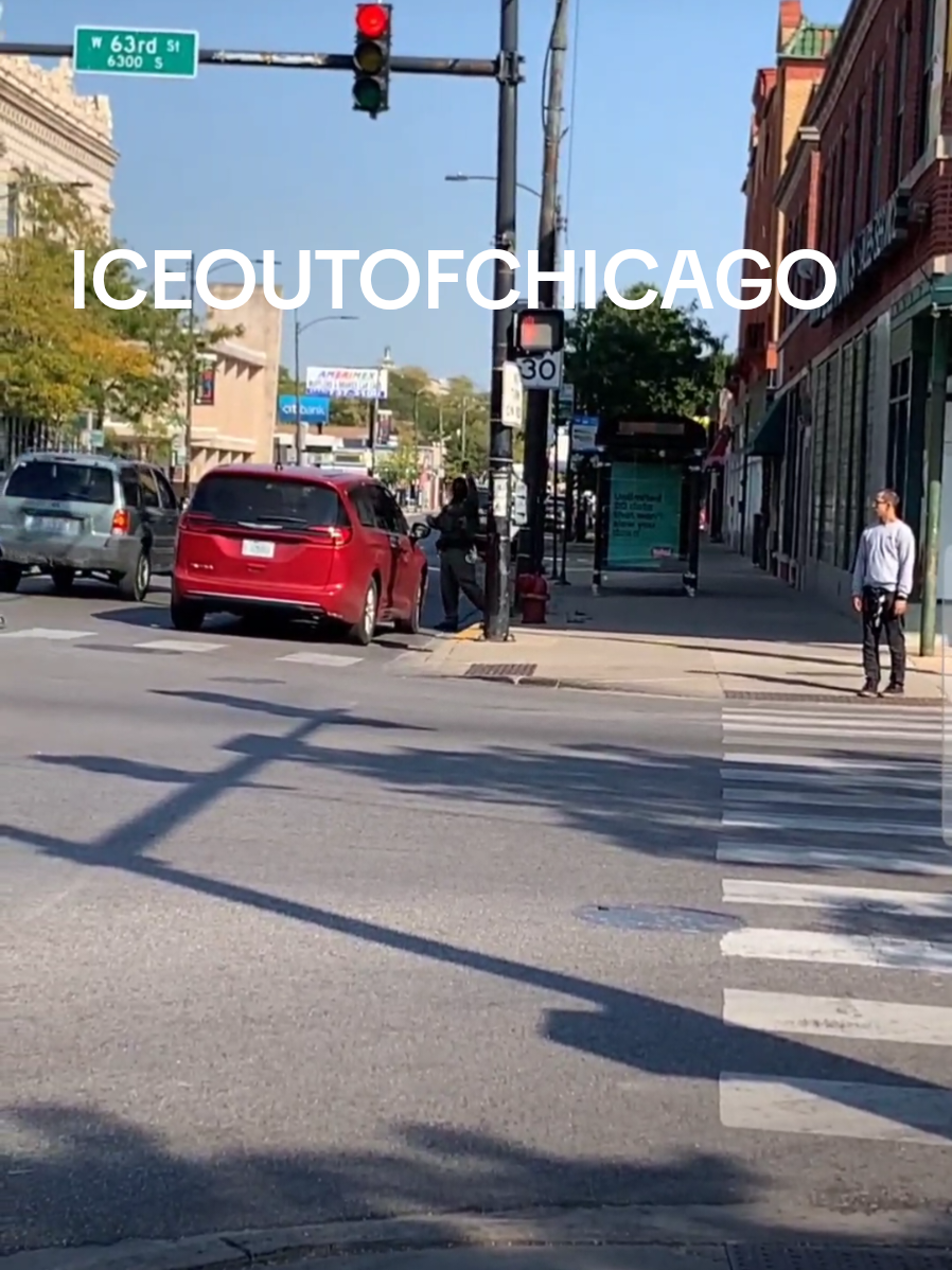 #ICEOUTOFCHICAGO  10/03/2025