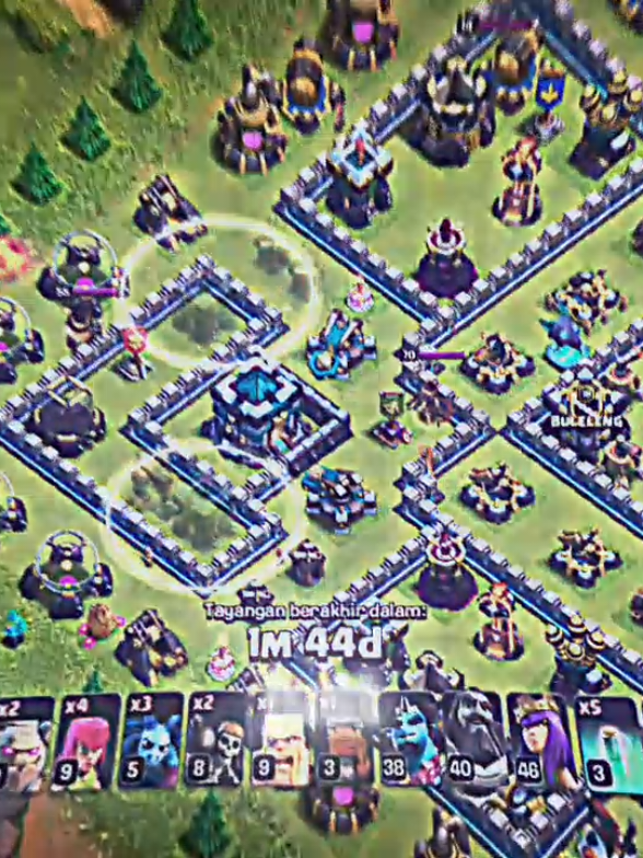 tumb3n knceng rudal.e 🤣 #coc #clashofclans #fireball 