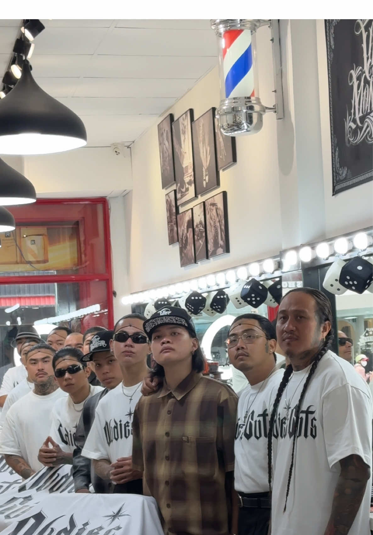 #chicano #viral #chicanostyle #liembarbershop #Oldiescuts 