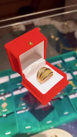 #bijouteriehabib #or18k👑💍 #gold #tunisia🇹🇳 #foryoupage❤️❤️ #tik_tok #toutlemonde #chec #2025 #شعب_الصيني_ماله_حل😂😂 