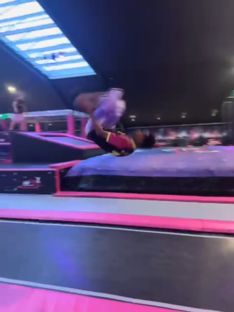 war richtig geil 26 Euro haben sich gelohnt #xyzabc #viralvideo #flips #likе #commentar @🎋📍🌱🅰🎵 @fabxr.q10 @🦧 @🧌 @𝓕𝓲𝓵𝓲𝓹 @Hi-Fly Trampolinpark Gelsen 