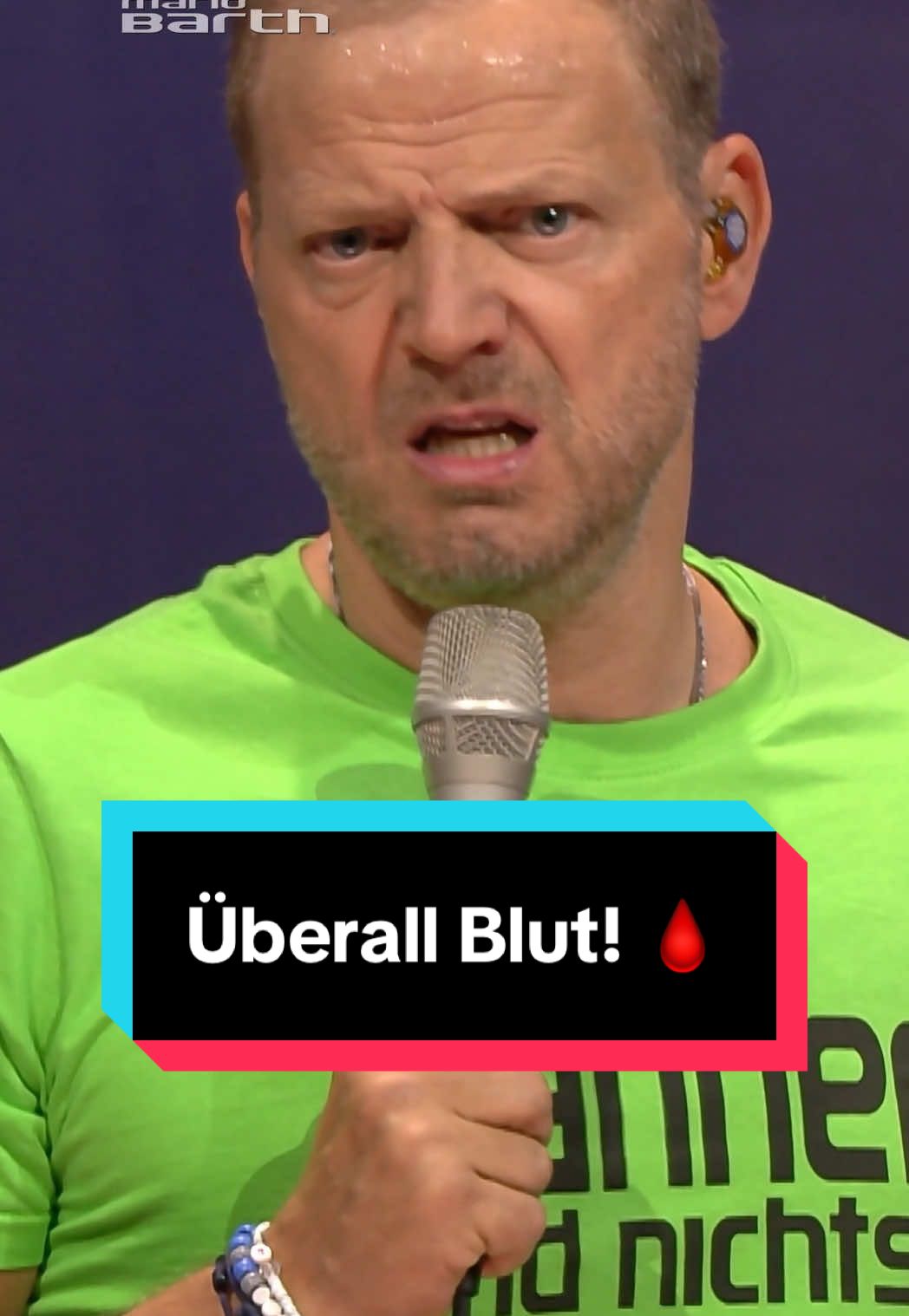 Störer: Überall Blut! 🩸 Text: Ein Onkel muss tun, was ein Onkel tun muss.