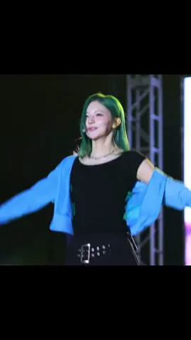 Kwak kwak Slay 🦆  #tripleS #yeonji #xyzbca #fyp @tripleS 