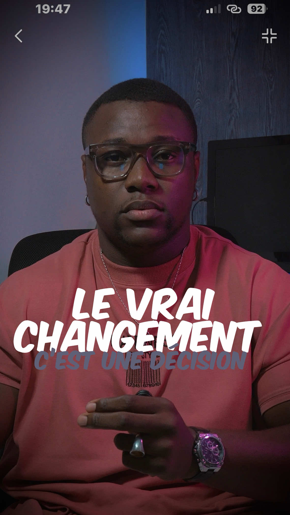 Beaucoup attendent que les choses s’améliorent d’elles-mêmes… mais la vérité, c’est que rien ne change tant que tu ne décides pas d’agir. 💡 Le futur que tu veux dépend des choix que tu fais aujourd’hui, pas demain. Alors, quelle petite action peux-tu poser dès maintenant pour transformer ta vie ?  #Motivation #Changement #PasserÀLAction