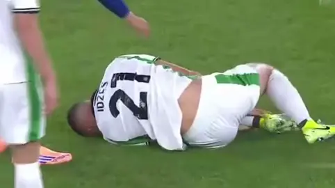 Jay idzes di tarik keluar sementara di menit 58 ketika sassuolo melawan Verona,semoga tidak mengalami cidera serius🤲🏼#fyp #football #sassuolo #verona 