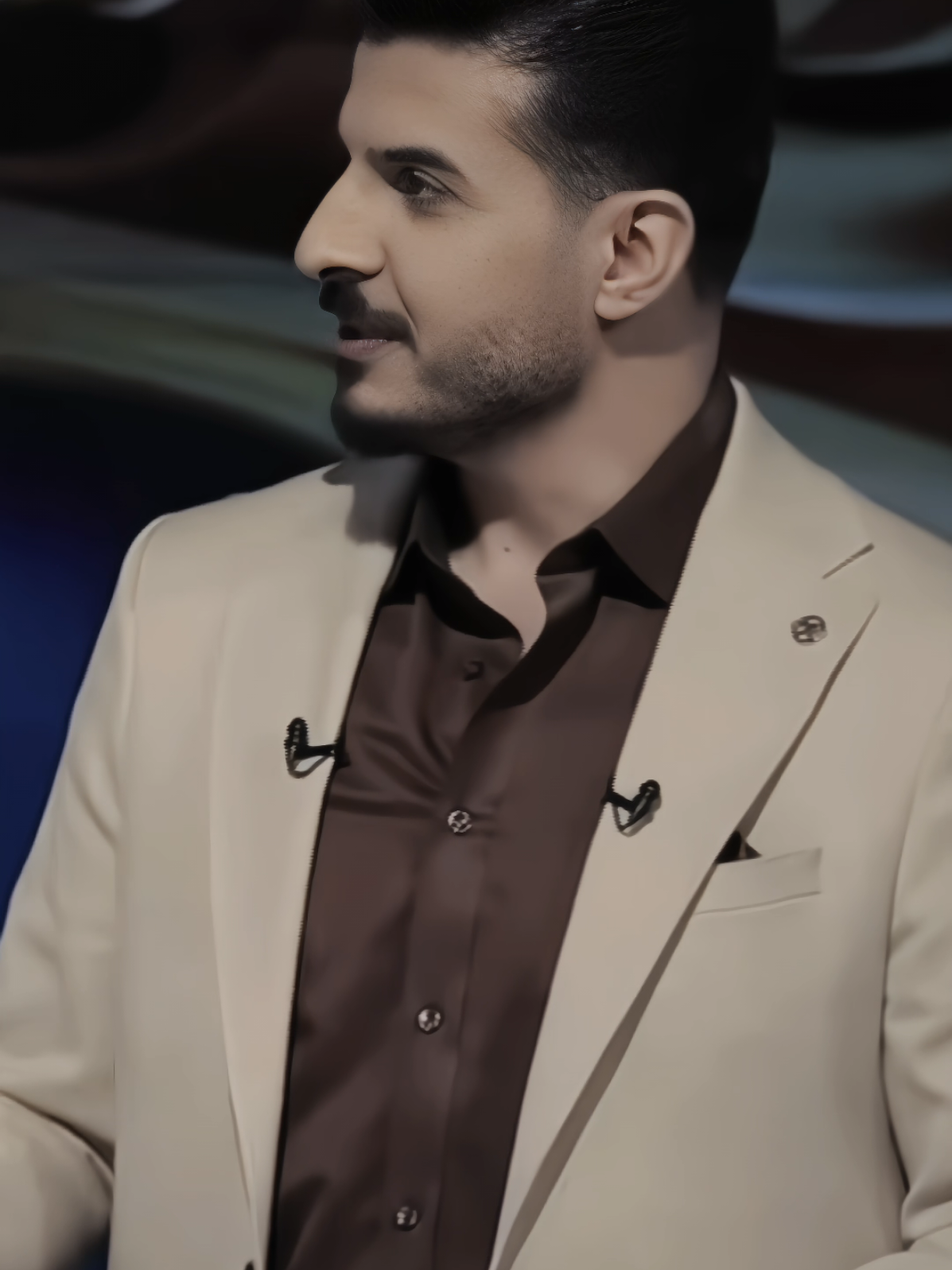 هنياله ... #حسين_جبار #الحب 