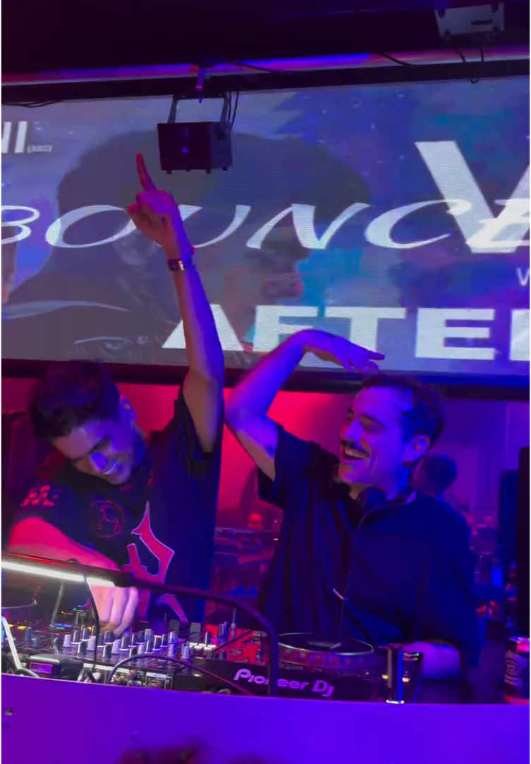 දෙන්නත් එක්ක දුවන්න දෙන්නේ ! 😮‍💨🔥  |  Kyotto B2B John cosani 🇦🇺 @Kyotto  #UndergroundSounds #ProgressiveHouse #UndergroundVibes #Kyotto #melbourne 