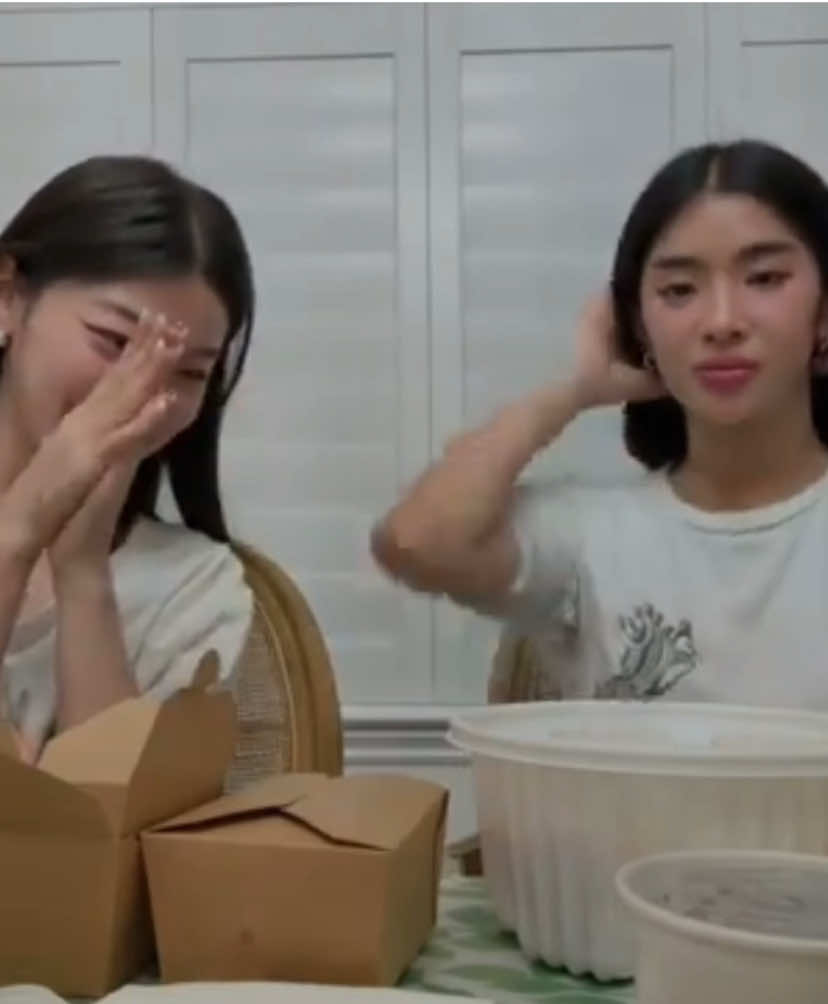 WHEREEEEEEE HAVE U BEEEEEEEEN #yoonchae #sophia #katseye #fyp #xyzbca 