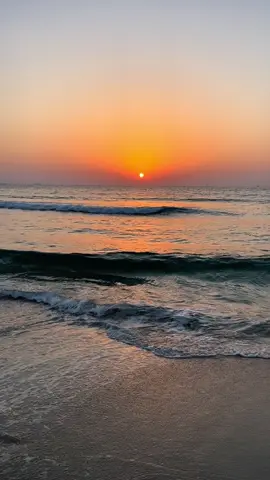 #foryou #viral #fyppppppppppppppppppppppp #explore #dubai🇦🇪 #sunset 