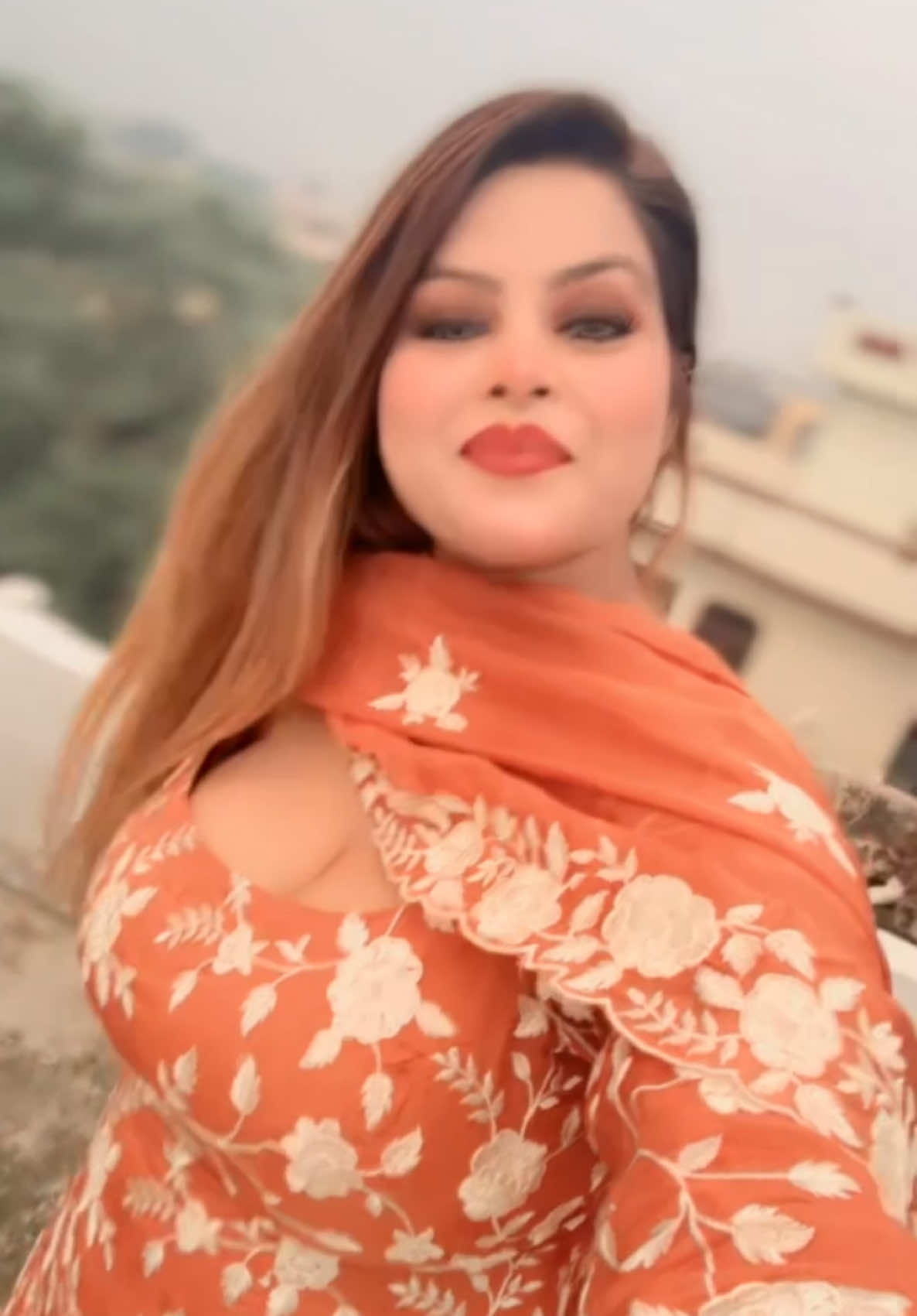 Tahi lala lala jatti ne krayi ae..😜 #fyp #simar5796 #tiktoker #tiktokviral #fypp #feelit #europe #pakistan #viral #tiktoklike 