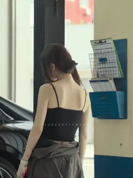 her outfit!#geniemakeawish #suzy #baesuzy #fyp 