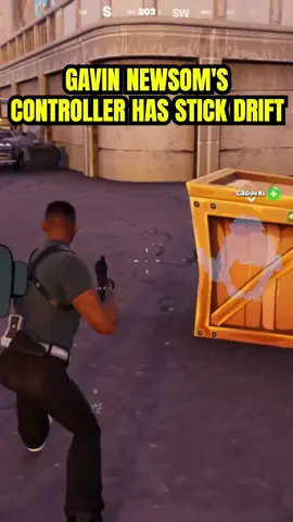 ConnorEatsPants attempts to revive Gavin Newsom #ConnorEatsPants #GavinNewsom #Fortnite #Twitch #streamer