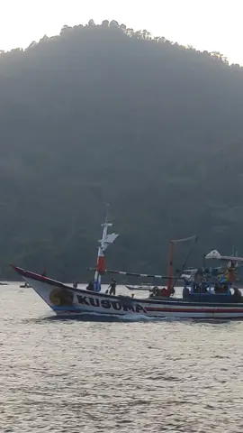 gagah pol cak  #slerekprigi #slerekprigitrenggalek #pantaiprigi #foryoupage #kmnabilla 