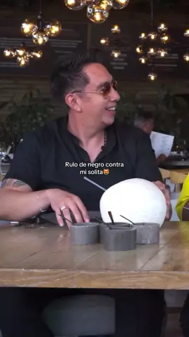 Arránquenme esta obsesión que tengo con el Rulo vestido de negro😩✨ #rulomatias #musica #comedia #humor #tiktok 