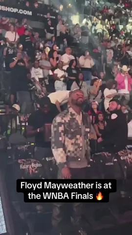 He was locked in on the intro video 😤 #floydmayweather #aces #WNBA #wnbafinals