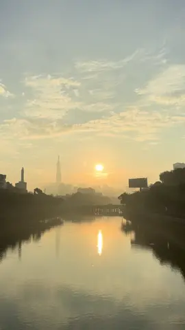 Yêu bình minh SG ☀️ #saigon #morningvibes 