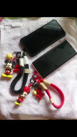 DIY Cartoon Red Black Mickey Minnie Mouse Pendant Cellphone Phone Chain Lanyard Chain Multicolor Handmade Phone Lanyard Smartphone Straps Decoration Car Keychain Bag Accessories #mickymouse #minniemouse #keychain #tiktok #cute 