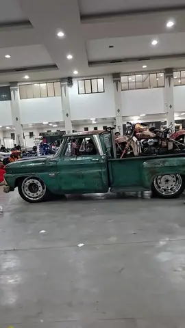 @kustomfest 