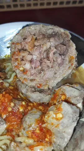 bakso bakso @bundarubierindu @akang_tukangbaso 💖 #jajan #bakso #jalanjalancarimakan #wahyoemito23 