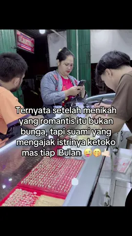 Yang mau jual emas , mumpung harga emas lagi tinggi , yuk berkabar yg mau jual beli di tahun 2024 2023 udah pastinya untung ya , kita melayani mas rusak anting sebelah segala bentuk jenis emas , yuk yg mau tanya2 dulu juga boleh 💰 #fyppppppppppppppppppppppp #jualanonline #jualemas 