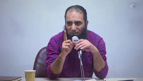 لازم تخالف الناس