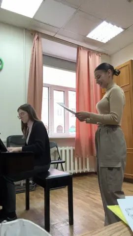 Даже комментировать не хочу, но не выложить не могу, это промежуточный результат, нужно записать нормальное видео, но мне вообще не нравится что я не попадаю в ноты 😢