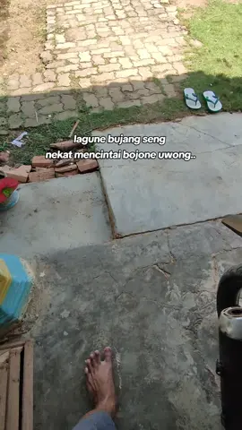 Nyanyian rindu🎶🎧💃 #nyanyianrindu #overlay #fypage 