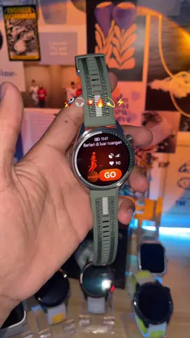 emng boleh sekeren ini 🔥#smartwatchgps #smartwatchrunning #smartwatchkeren #pelarikonten #Running 