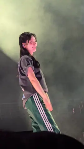 PH Onces getting hyped at soundcheck 😭 #twice #namosajimodachaetzu #twiceatPhilippineArena #twice_thisisfor_world_tour 