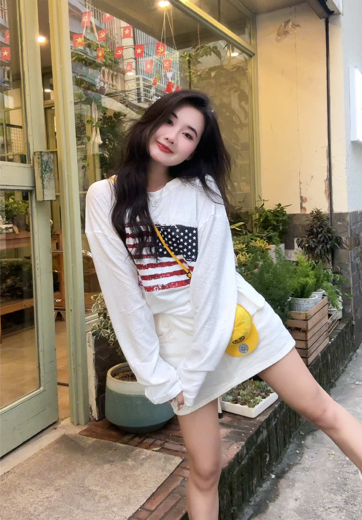 Vậy thì cuối tuần em mặc đẹp và đi chơiii 🌷🍃 #outfitoftheday #macdepmoingay #tipphoidoxinh #thanhbe #toptrending 