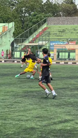 𝐇𝐨𝐰 𝐝𝐢𝐝 𝐭𝐡𝐚𝐭 𝐞𝐯𝐞𝐧 𝐰𝐨𝐫𝐤 🫨⁉️ He didn’t score but stole the show 🤩🤸‍♂️ 🎥 @HESEBAH TEAM @MasHazard 