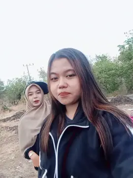 @F 