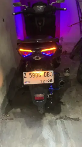 Yang belum pake gue saranin pake biar nmak kalian tambah ganteng#nmaxmodifikasi #lampustopnmax #nmax155 