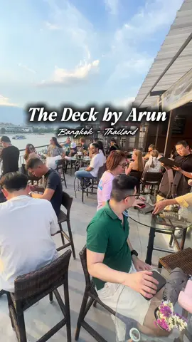 Ngắm hoàng hôn trên sông Chao Phraya tại The Deck by Arun! #pikalaca #travelblogger #foodreviewer #bangkok 