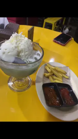 Gelas retak fypppppppp