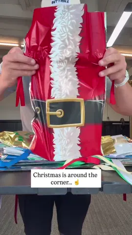Wrapping gifts just got a whole lot easier 🤌✨ have you started on your Christmas wrapping? Head to my Bio click on link 🔗 then to Amazon storefront under ✨Christmas Essentials ✨ #amazonfinds #giftwrap #gift #christmas #presents   