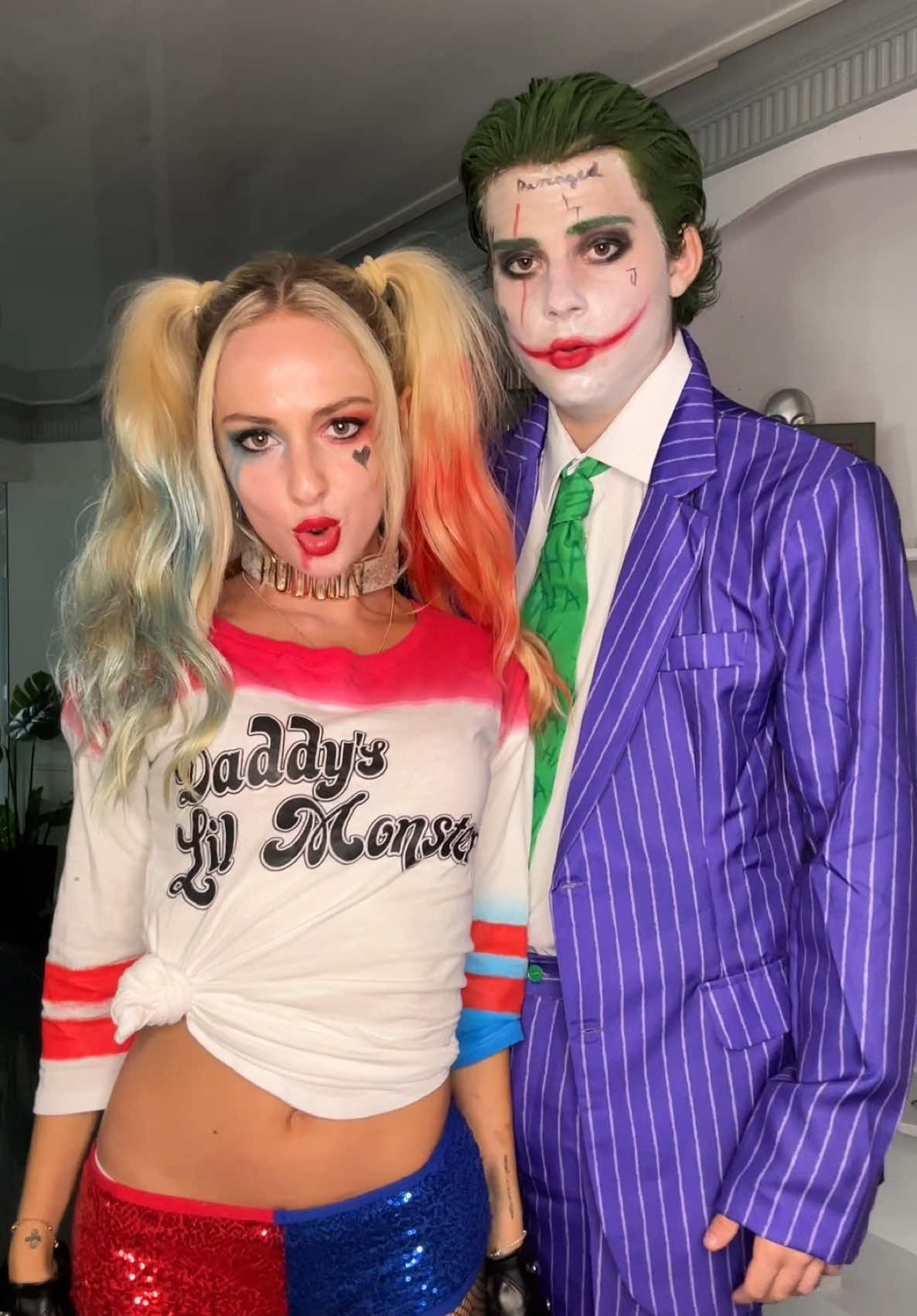 Harley Quinn and Joker couple costume  #costume #halloween #harleyquinn #joker #nataliereynolds